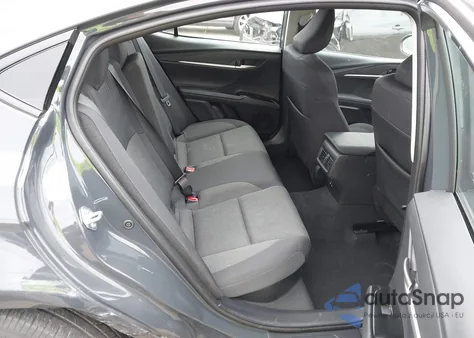 2025 Toyota Camry Le z USA, uszkodzony, nr VIN 4T1DAACKXSU109364